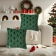 thumbnail image 4 of Funda de cojín con diseño de árbol de Navidad | Funda de cojín para sofá con decoración navideña | Bordado de terciopelo rojo, blanco y verde | Tamaño estándar de 45 x 45 cm | Cierre de cremallera, 4 of 5