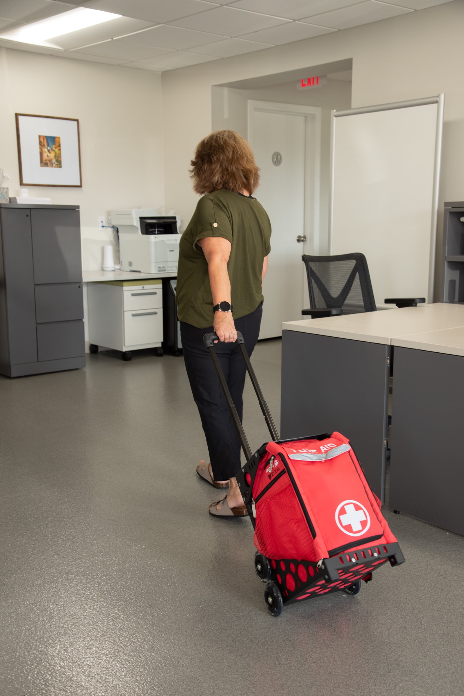 MobileAid® Pro 200 Easy-Roll Trauma First Aid Station