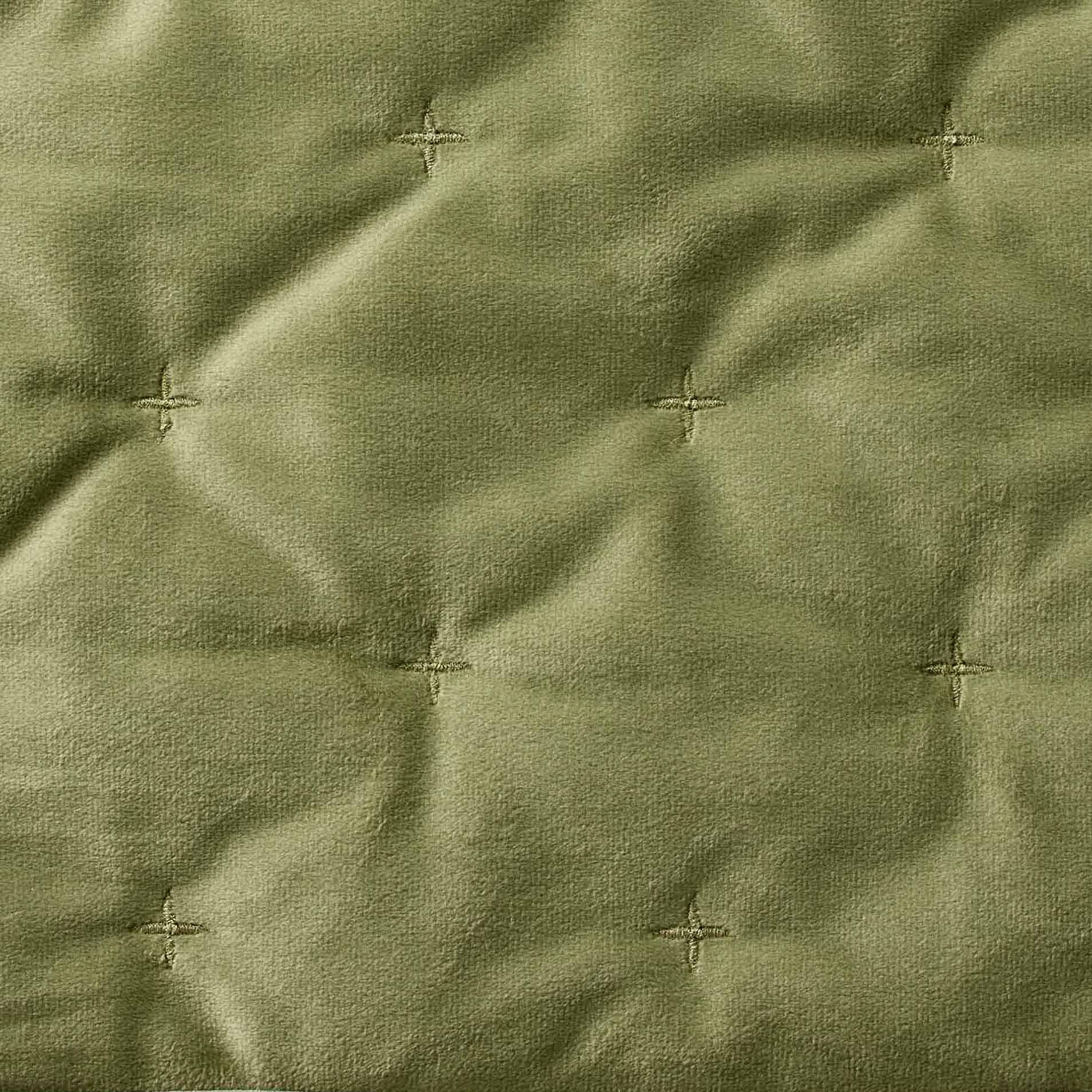 Better Homes & Gardens Classic Embroidered Velvet Dark Polyester Quilted Quilts, King - Hypoallergenic