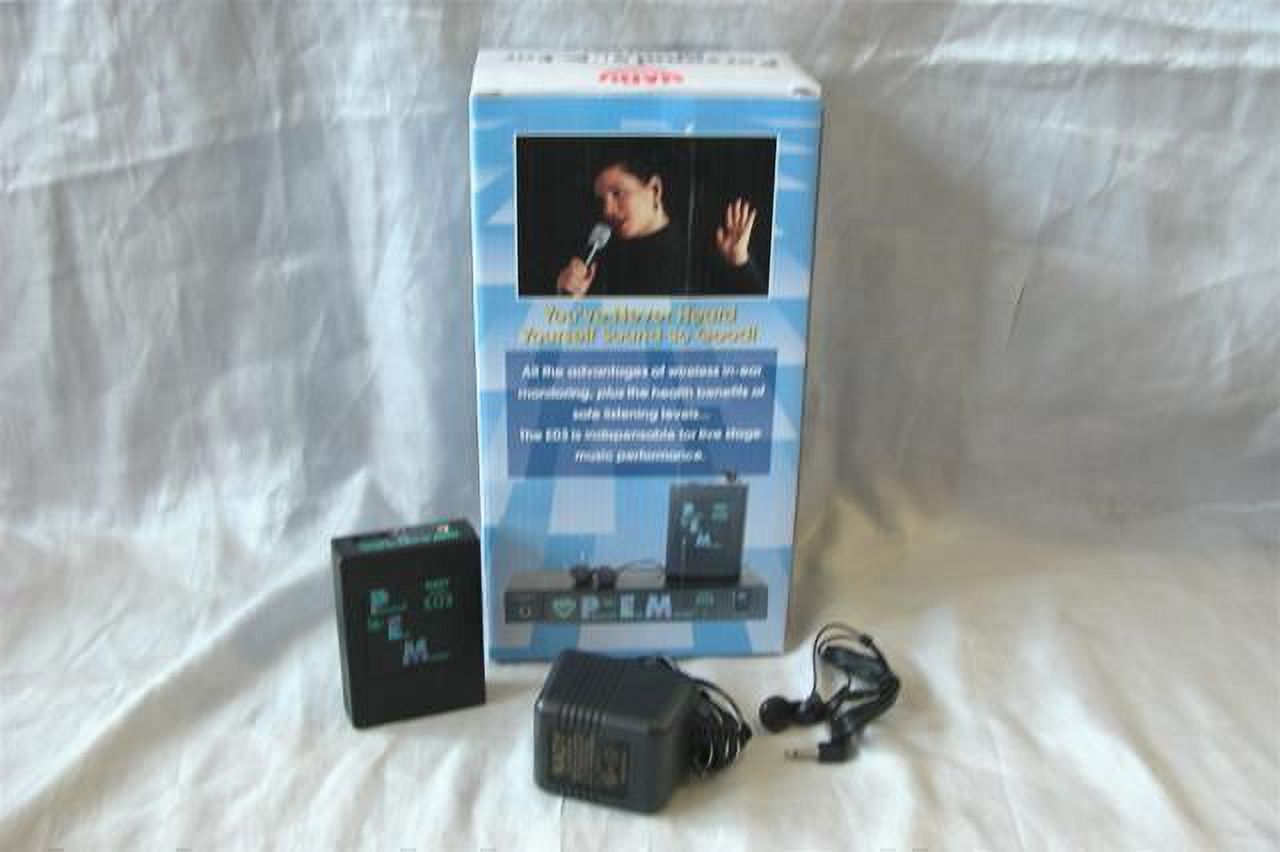 Nady EO3 EE Wireless In-ear Monitor System by Nady Nady EO3 Wireless Personal In-Ear Monitor System with (4) EO3