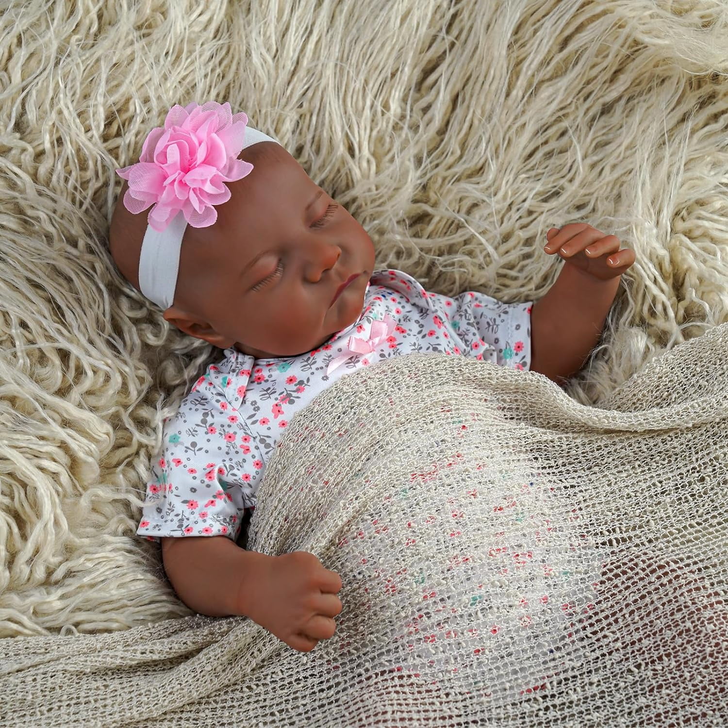 BABESIDE Lifelike Reborn Baby Dolls Black Girl, 20 Inch African American Baby Dolls Sleeping That Look Real with Soft Cloth Body