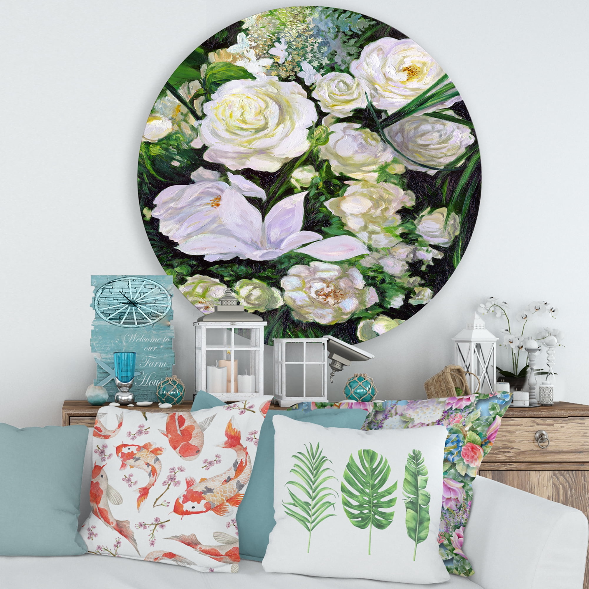 Designart 'Bouquet Of White Roses With Green Leaves' Traditional Circle Metal Wall Art 29x29 - Disc of 29
