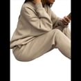 thumbnail image 3 of Conjunto Deportivo de 2 Piezas para Mujer: Sudadera de con Media Cremallera y Pantalón de Chándal Caqui M, 3 of 8