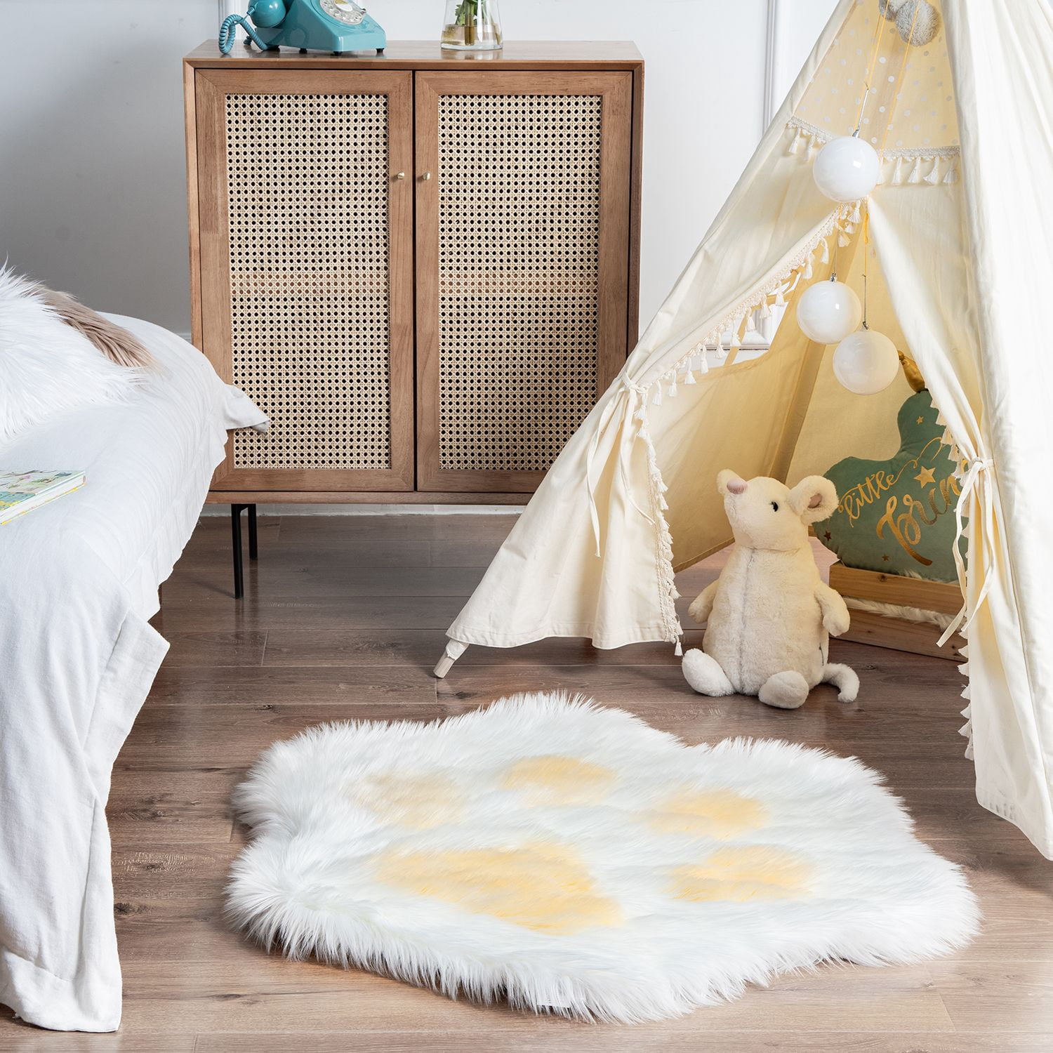 Phantoscope Ultra Soft Faux Sheepskin Fur Cat Paw Rug, Fluffy Non-Slip Area Rug, Kids Room Bedroom Carpet, Yellow with White, 2 x 3 ft