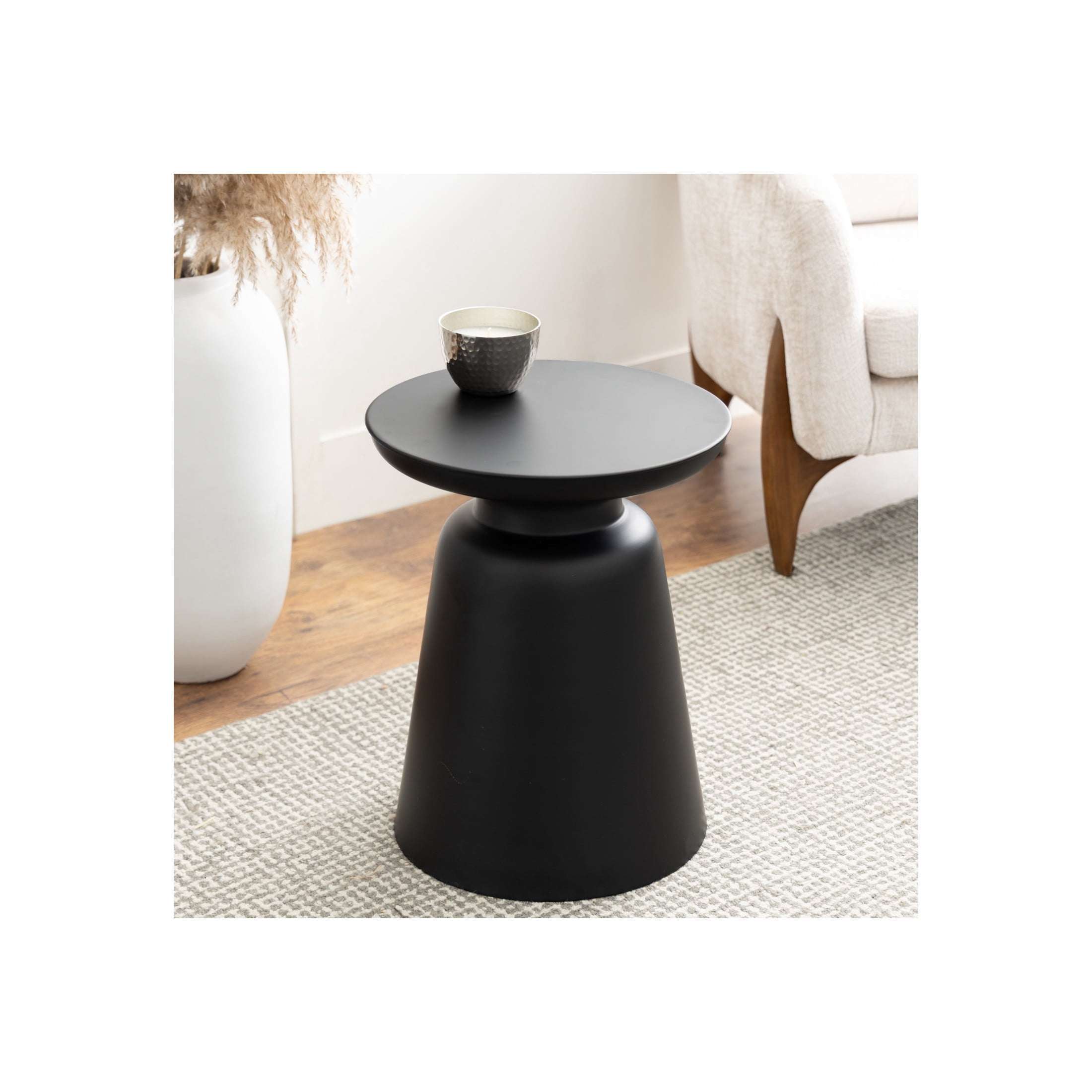 DecMode 15" x 19" Black Metal Accent Table with Bell Shaped Base, 1-Piece