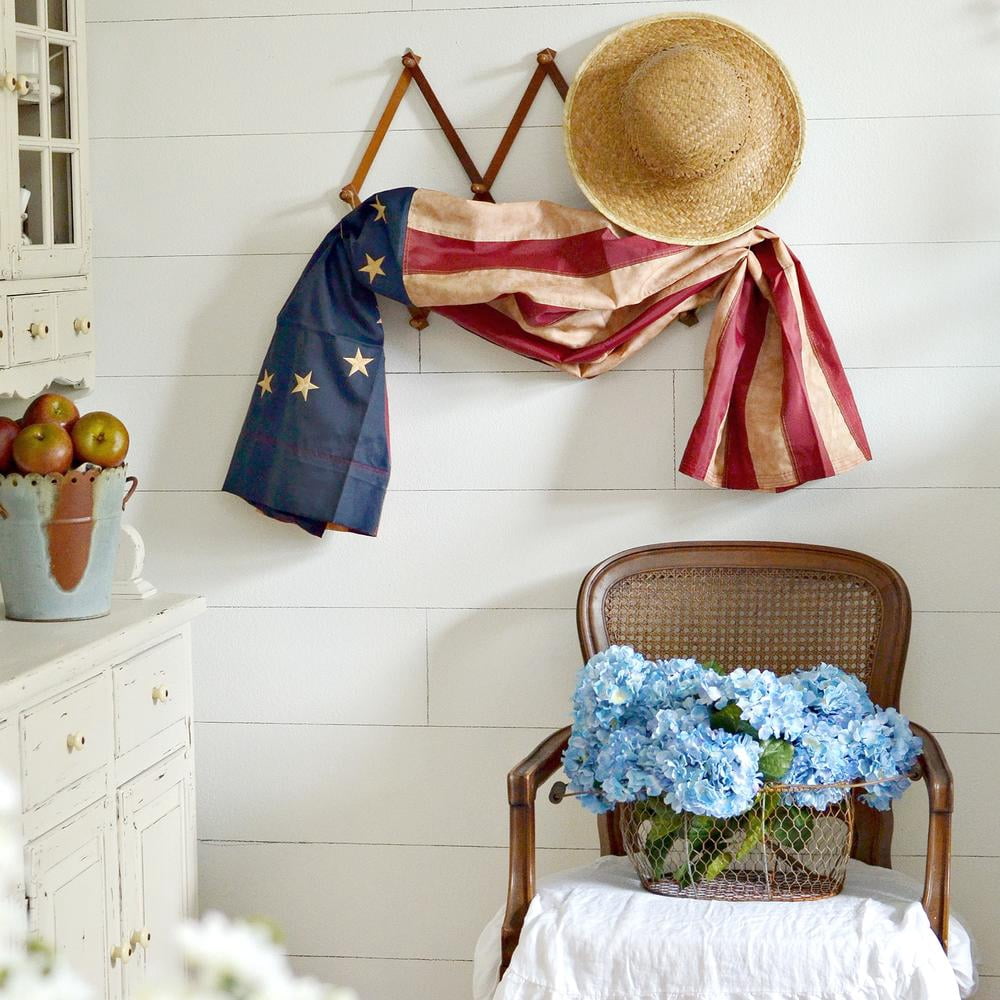 Betsy Ross's Dream: A Primitive 13-Star American Flag