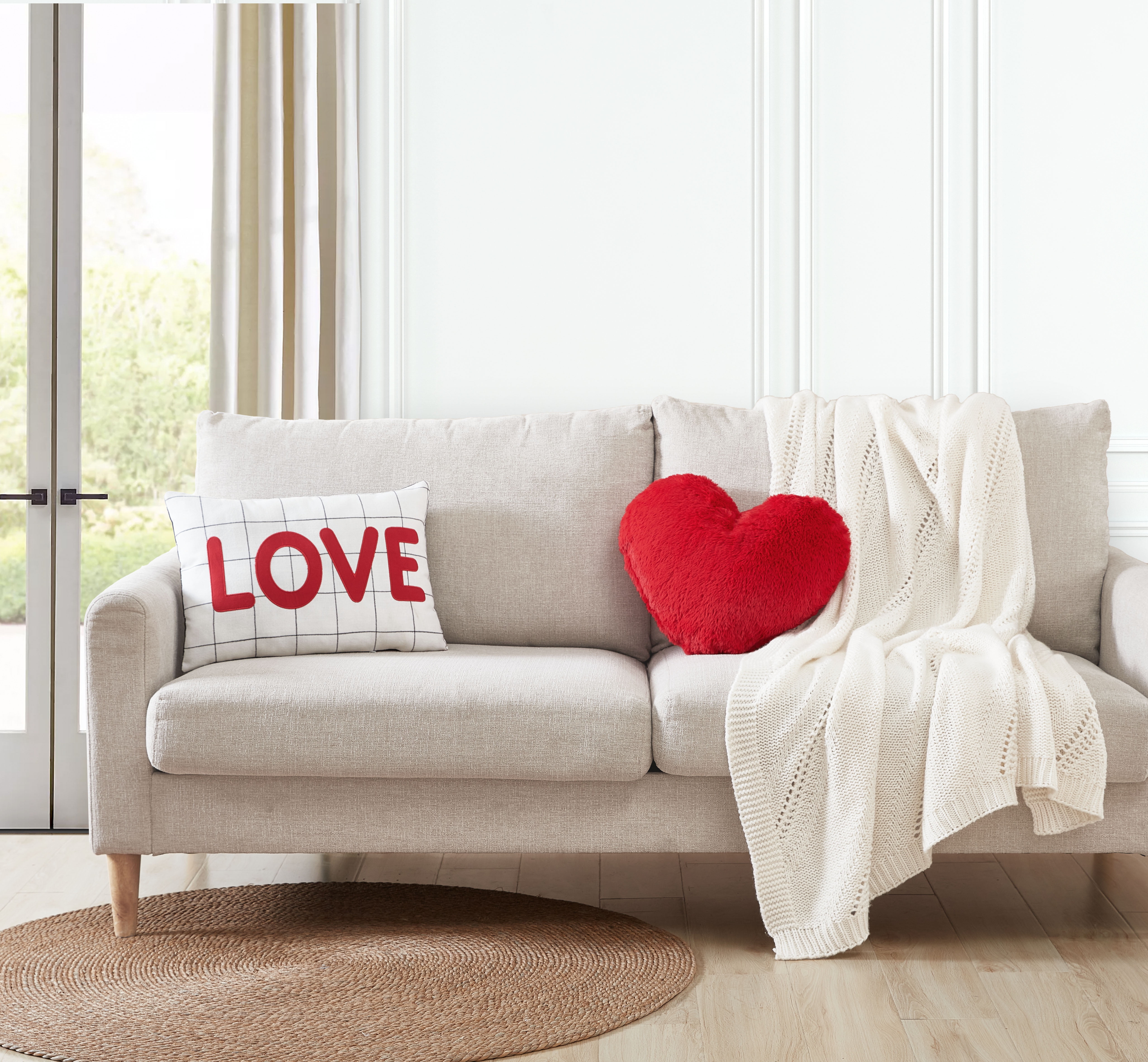 Mainstays, 2 Pack Love & Faux Rabbit Fur Heart Pillows, Shaped, 14'x20', 16'x18', Multi, 2 Pack