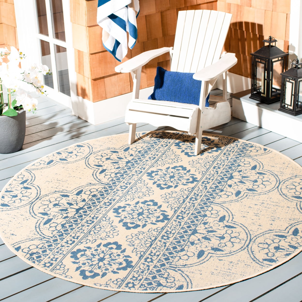 SAFAVIEH Beach House Kiaran Southwestern Indoor/Outdoor Area Rug Blue/Cream, 4' x 6'