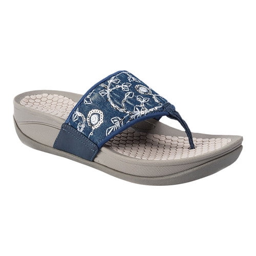 thong bare traps sandals