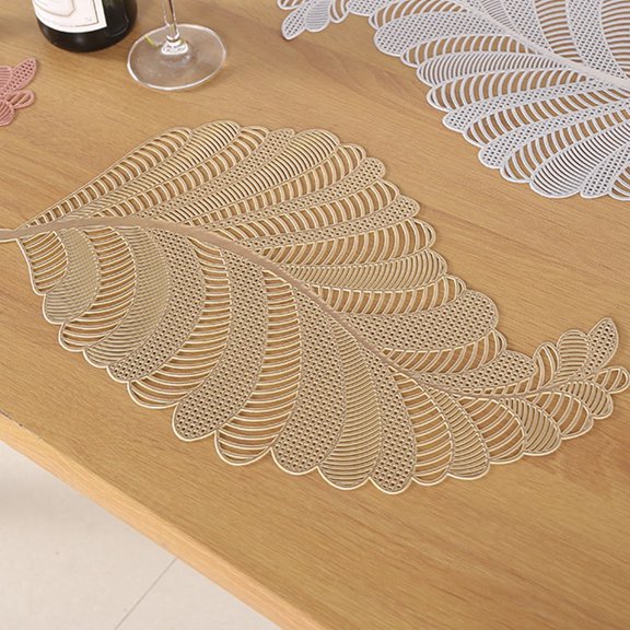 MOKKHNB Set of 2 Golden PVC Placemats for Dining Table , Household Kitchen Accessories