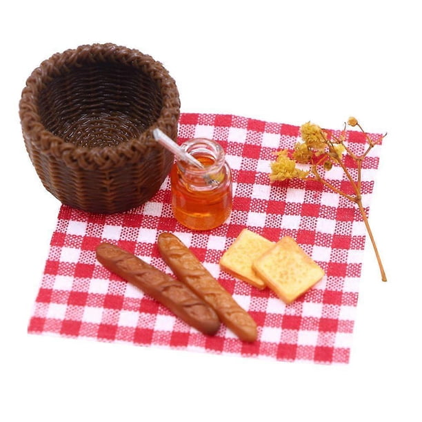 1 Set of Miniature Doll House Bread Basket Kit Mini Bread Basket Prop Miniature Bread Basket with Accessory