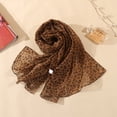 thumbnail image 3 of Minnieouse Bufanda con estampado clásico y atemporal de poliéster Bufanda elegante y cálida no tóxica e inodora para mujer Accesorios de disfraces Café, 3 of 6