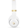 thumbnail image 2 of Beats Audífonos Bluetooth by Dr. Dre Studio3 con Cancelación de Ruido (Blancos), 2 of 6