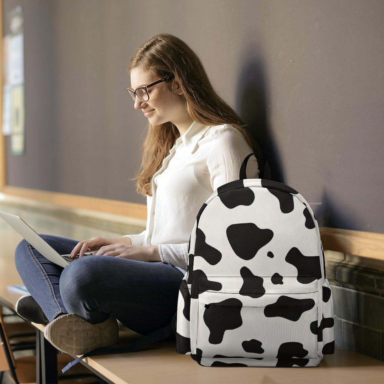 Large Capacity Half Print Backpack 11.8×16.5×5.9in Multifunctional Zipper Design Convenient Switch Simple Cow Print Pattern, Vector Art Style_1