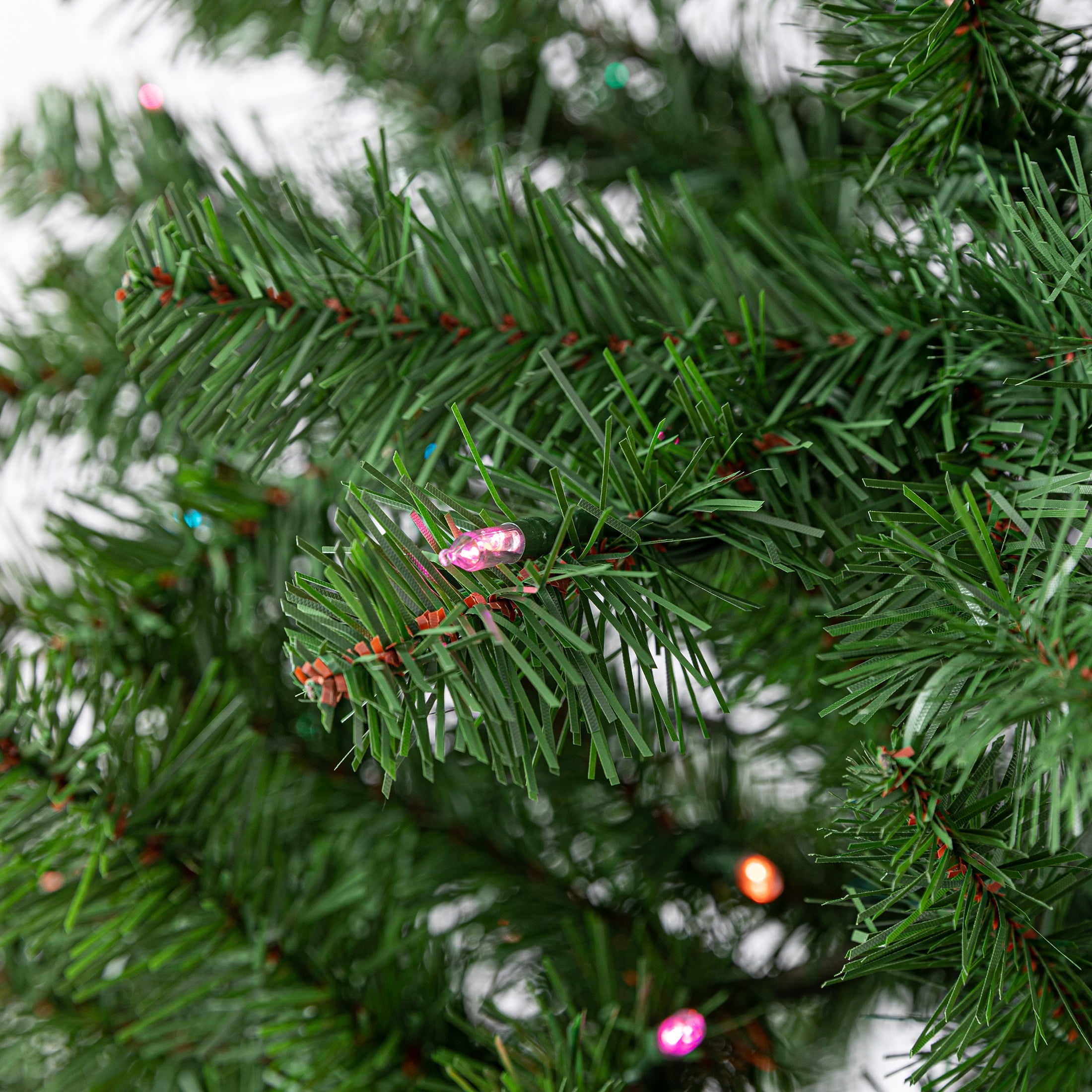 Holiday Time 6.5' Pre-Lit Madison Pine Christmas Tree, 250 LED photo 6