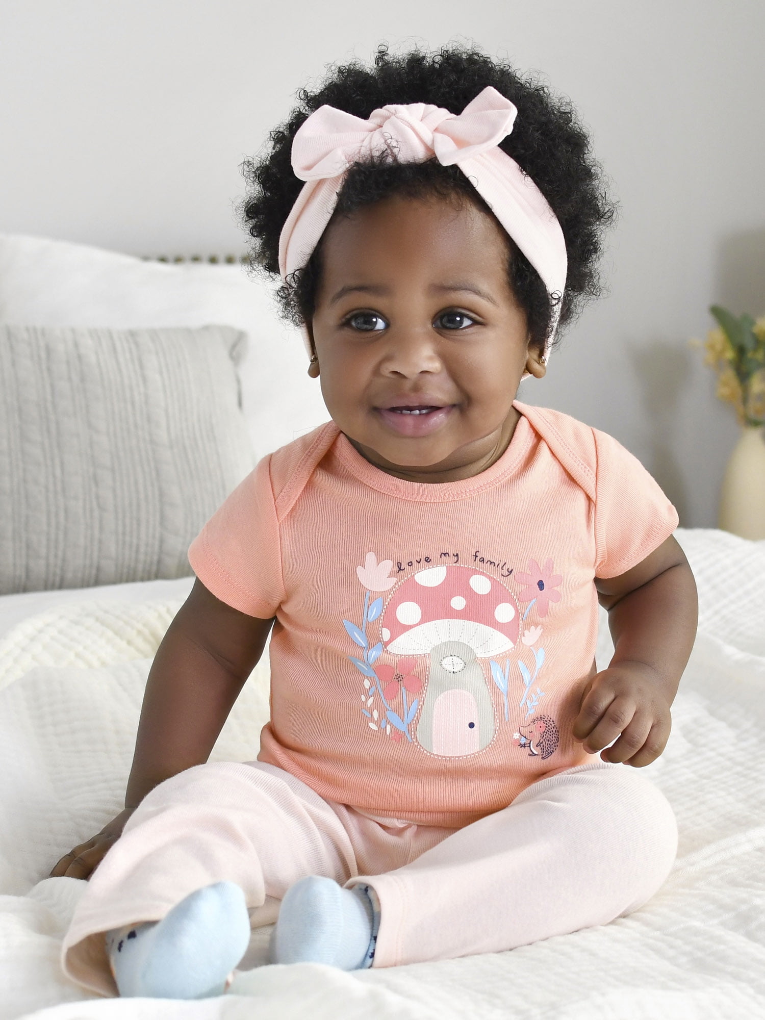 Gerber Baby Girl Bodysuit, 3-Pack, Sizes Preemie -12 Months