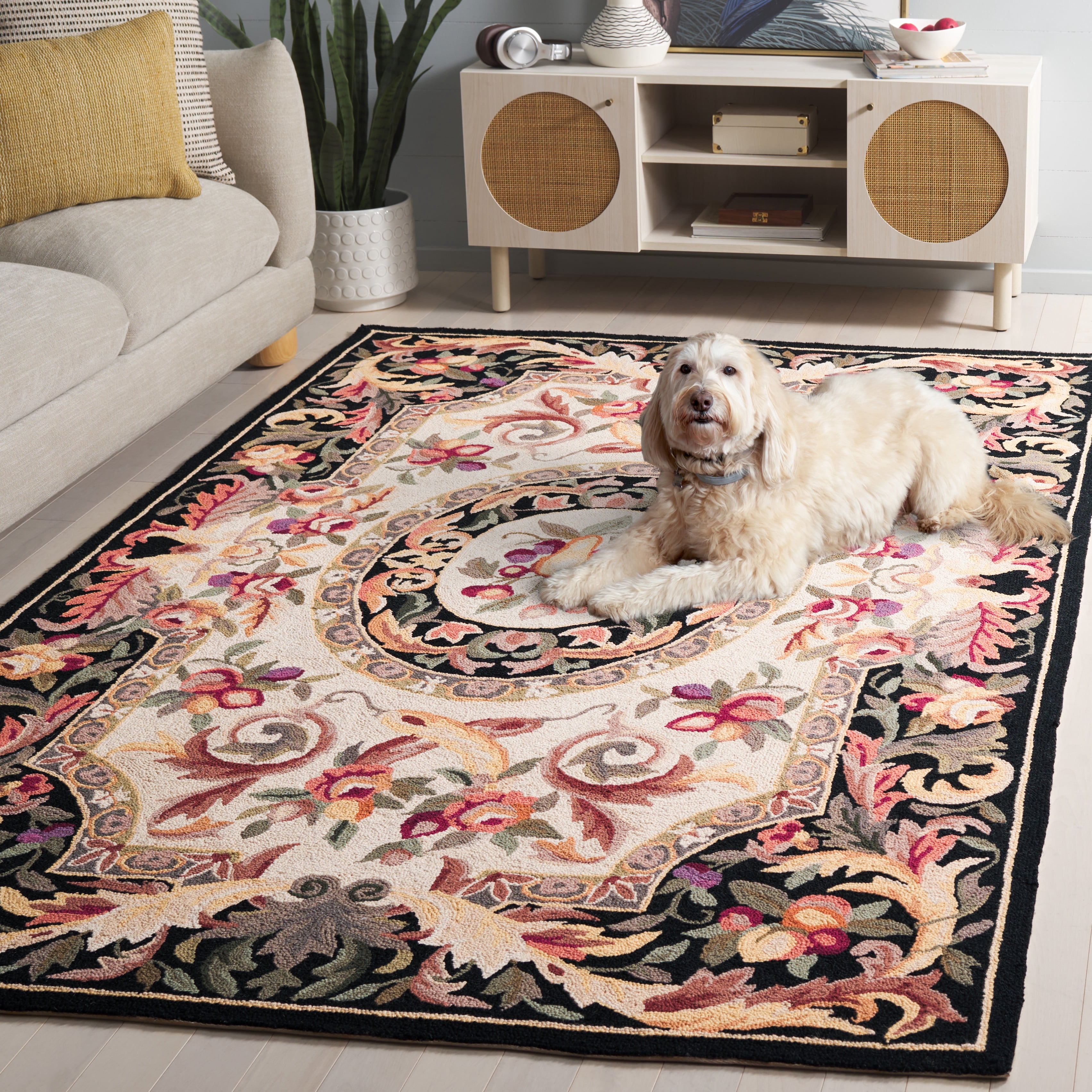 Safavieh Chelsea Samara Geometric Wool Area Rug, Black, 2'6" x 4'