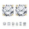 thumbnail image 1 of JeenMata Aros Tipo Botón con Solitario de 4 Puntas de Moissanita de Talla Cojín de 2 Quilates en Baño de Oro Amarillo de 18 K sobre Plata, 1 of 9