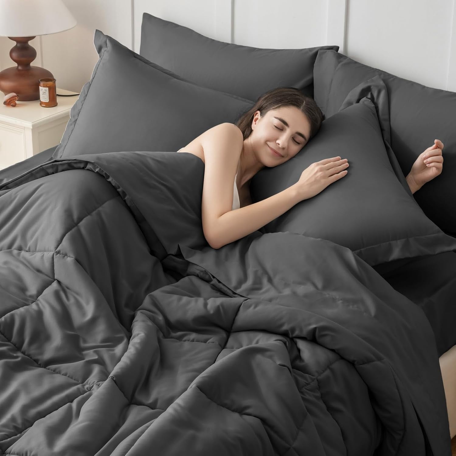 Cooling Comforter Twin Size, Down Alternative Duvet Insert with Corner Tabs, All Season Soft Quilted Bed Comforter, Lightweight Bedding for Women & Men, Grey