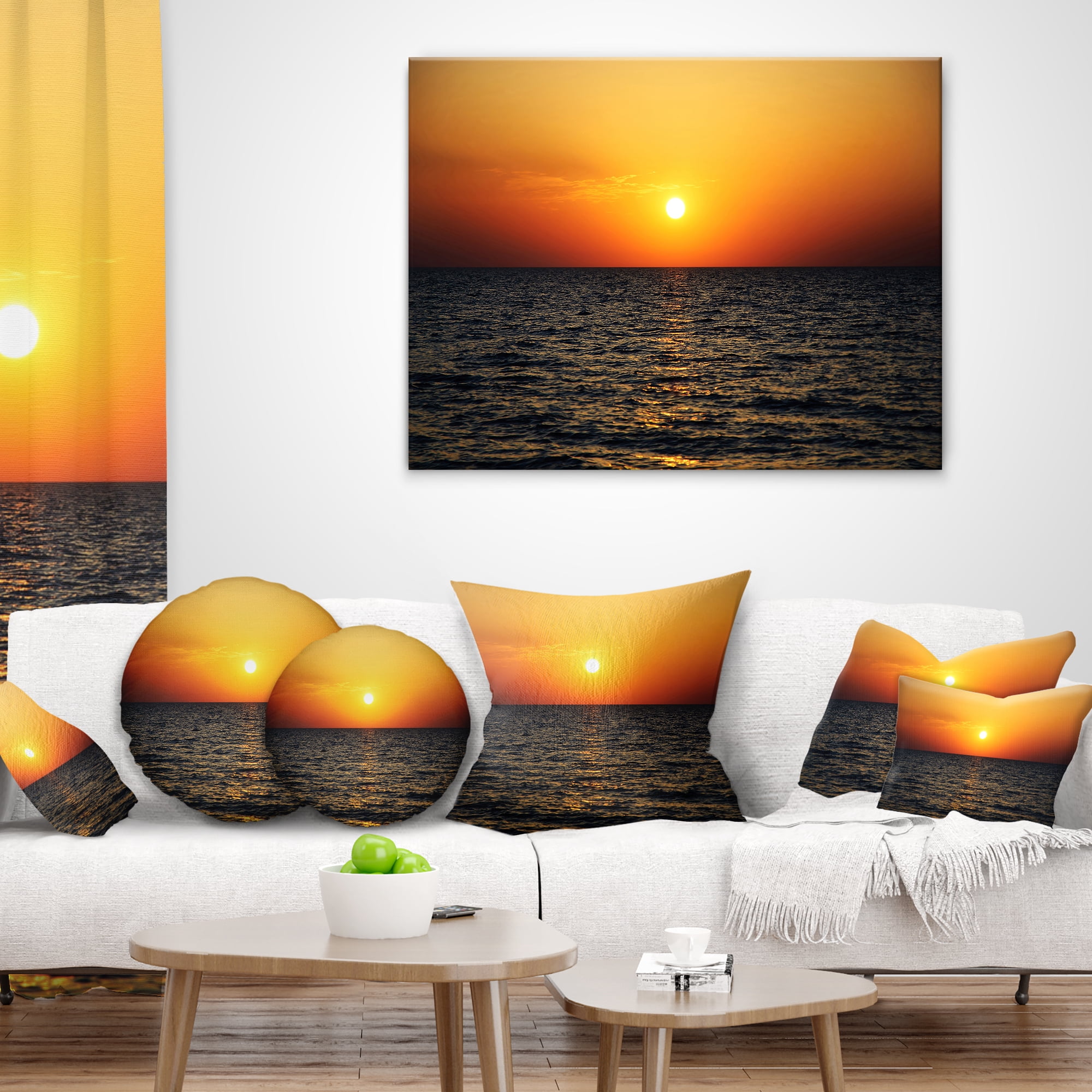 Designart Sunset Panorama under Sea Surface - Modern Seashore Throw Pillow - 16x16