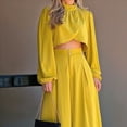 thumbnail image 3 of Traje de Dos Piezas Elegante para Mujer, con Blusa Irregular de Larga y Cintura Alta, Pantalones Anchos y Estilo Informal. Amarillo XL, 3 of 5