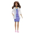 thumbnail image 2 of Muñeca Mattel Barbie Doctora con Vestido Azul, 2 of 7