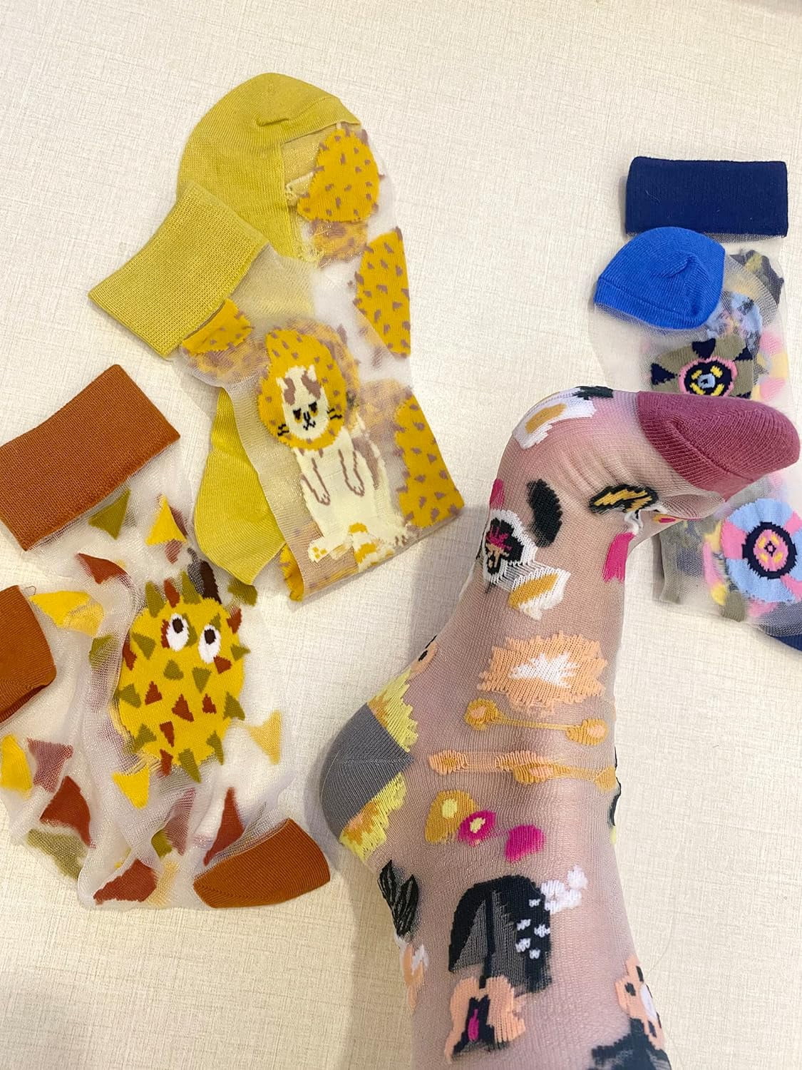 CHUNTIAN Sheer Socks,Vintage Transparent Flower Ankle High Socks,Thin Mesh Glass Silk Socks,No Slip Socks for Women
