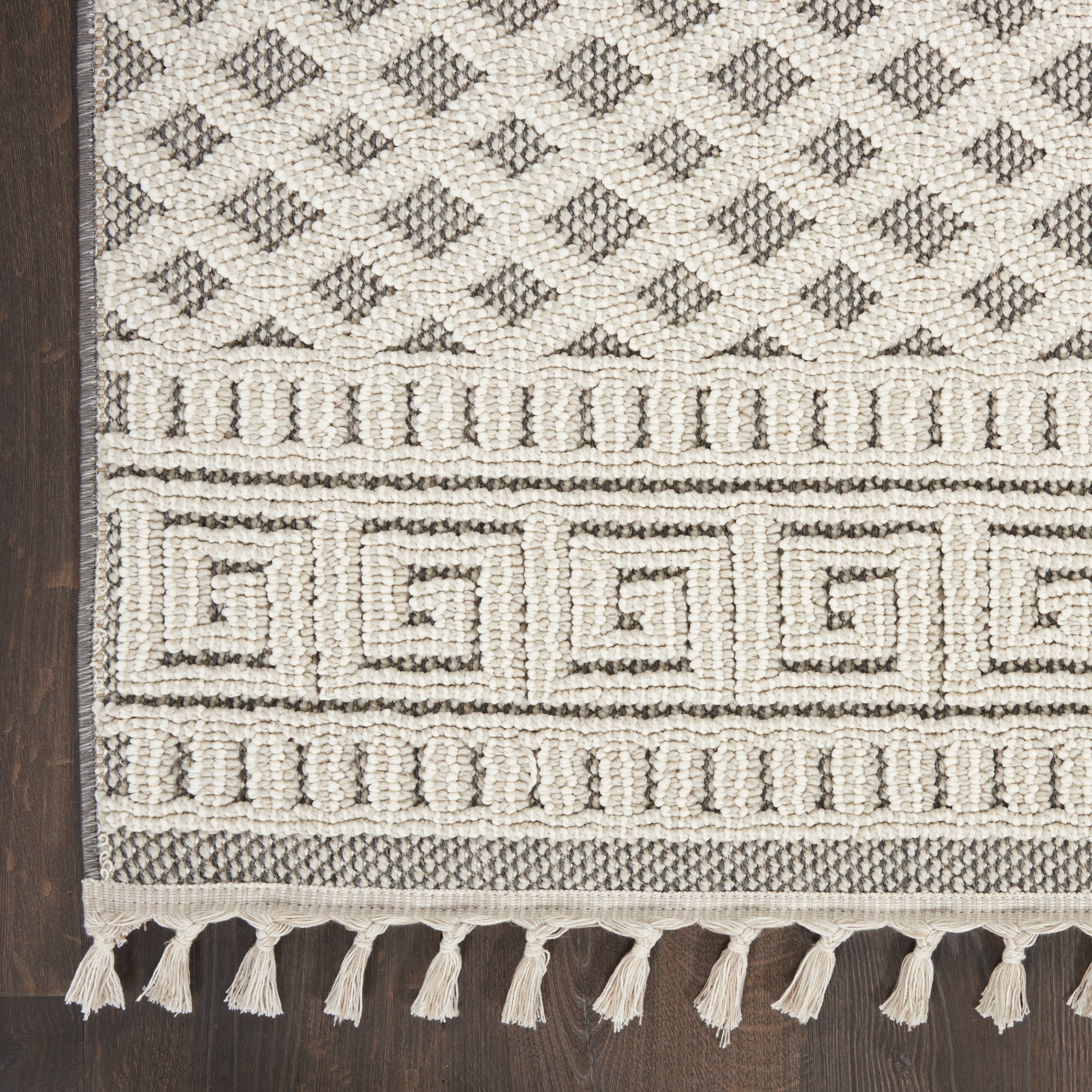 Nourison Paxton Modern & Contemporary Ivory/Grey 4' x 6'2" Area Rug, (4x8)