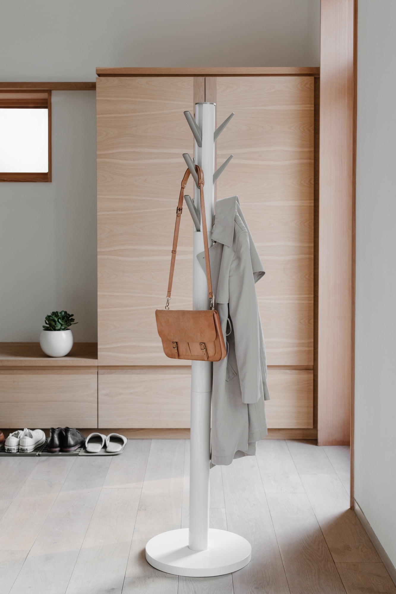 Umbra Pillar Stool Coatrack アンブラ ピラー