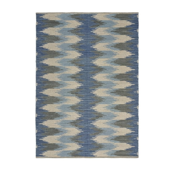 5’ x 7’ Blue and Cream Ikat Pattern Area Rug