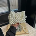 thumbnail image 4 of Bolsos de hombro de moda con diseño de perlas ahuecados, bolsos cruzados ligeros de lujo de gran oferta 2024 para mujer, bolsas femeninas de tendencia, 4 of 5