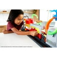 thumbnail image 6 of Hot Wheels City Ultimate Octo Car Wash Playset with Color Changing Car, 6 of 7