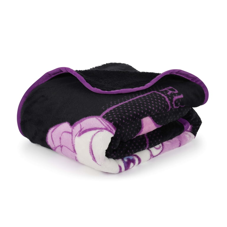 KPOP Demon Hunters Huntrix Pop Stars Kids Throw Blanket, Black