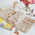 thumbnail image 2 of Bolsa organizadora de joyas BAGSMART Travel Roll, color rosa suave, 2 of 8