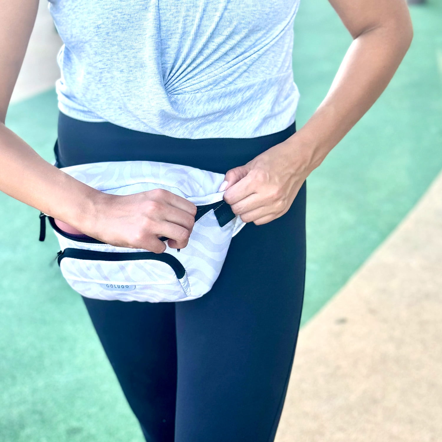 Colugo - The On the Go Organizer, Designed to Fit Stroller, Dune Zebra