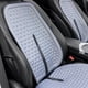 thumbnail image 1 of Cojín de asiento de verano - Protector ventilado y transpirable, juego de dos piezas, ajuste universal para sedán y SUV, negro/gris/beige, 24" x 18,5", 1 of 6