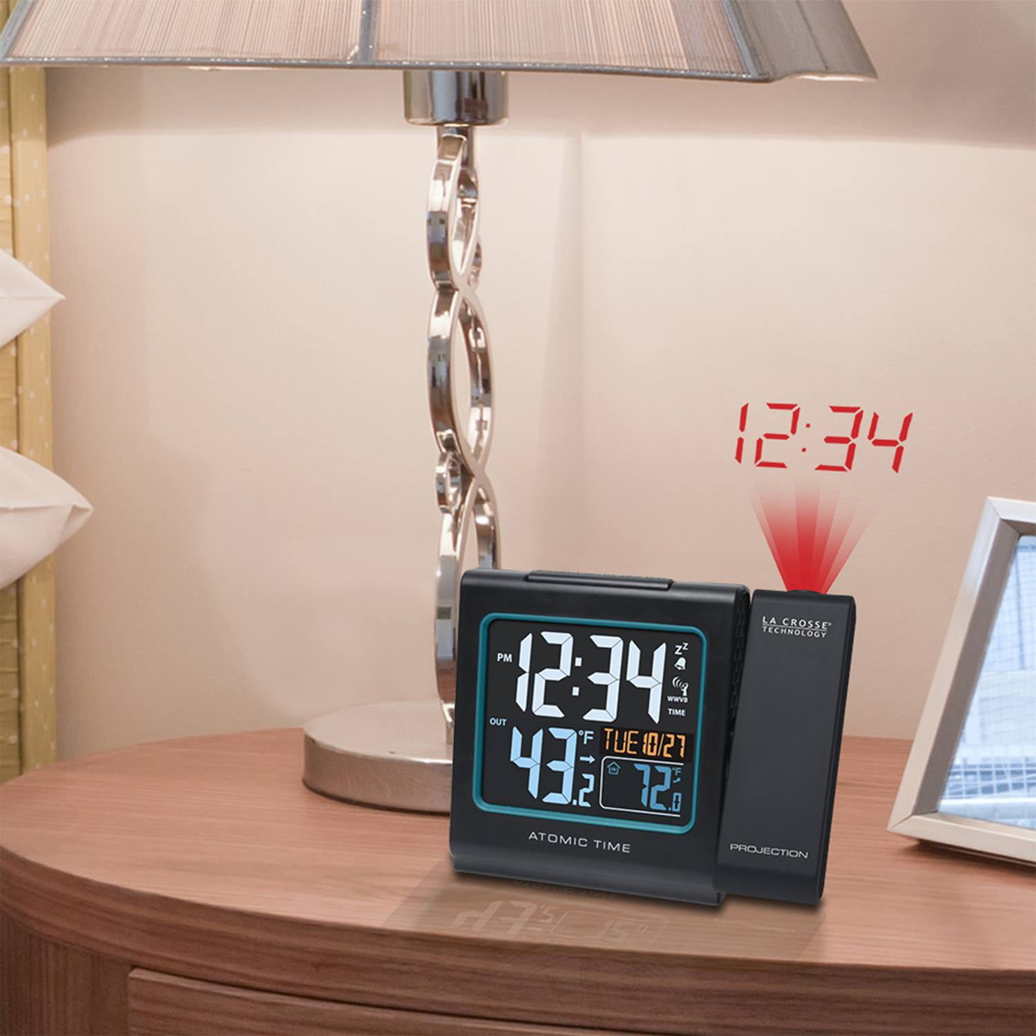 La Crosse Technology 616 146 Projection Alarm Clock With - 616 146v3 Atomic Projection Alarm Clock With Indoor Outdoor Temperature La Crosse Technology 616 146 Projection Alarm Clock With - 616 146v3 Atomic Projection Alarm Clock With Indoor Outdoor Temperature