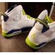 thumbnail image 3 of Ni - ke Ni - ke Air Jordan White Youth Shoes 543390-108 Size 7 Youth *Tried on Once, 3 of 3