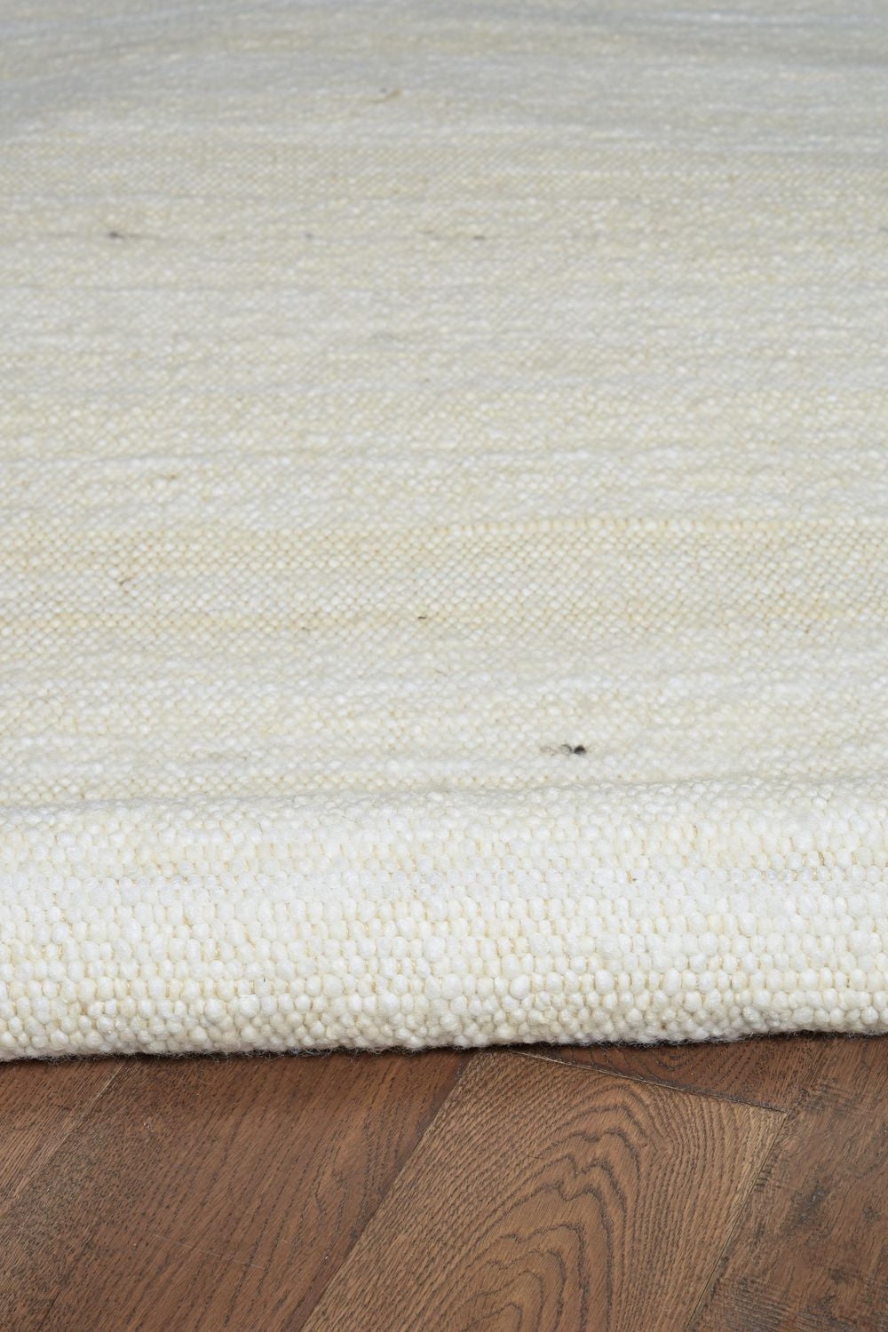 Tapis d'appoint Berbère Verginia naturel & ivoire de 3 pi 6 po x 5 pi 6 po