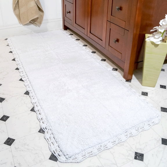 Chesapeake Crochet White Bath Runner (22"x60")