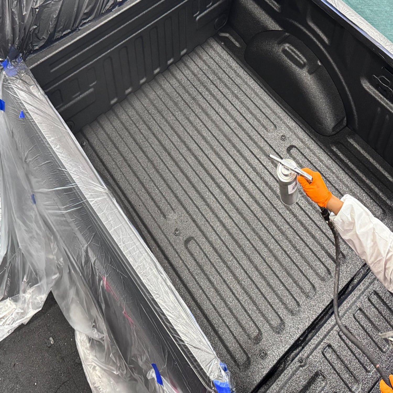 Flak Jacket PRO 1-Gallon Truck Bed Liner Kit with Application Gun – Complete Black 2K Polyurethane Spray-On System – DIY Textured Protective Coating for Trucks, Metal Panels & Pickups