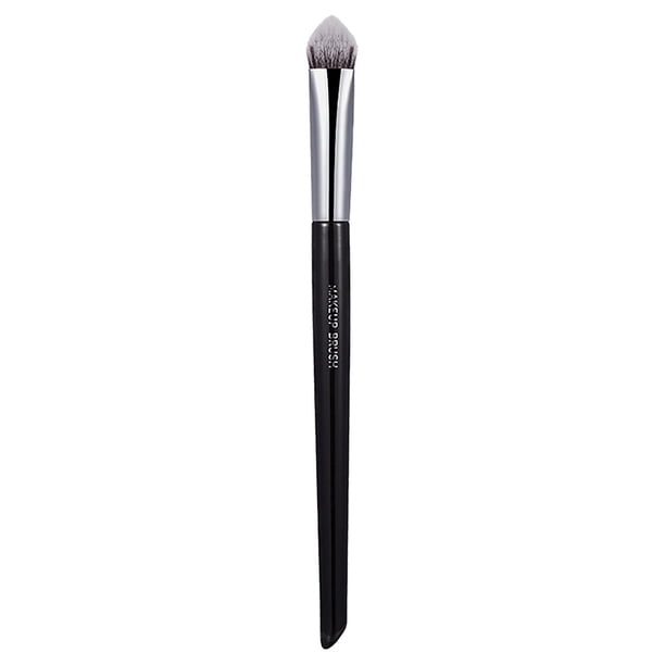 Pincel corrector cónico triangular para cubrir marcas, ojos morados y detalles de lágrimas. Pincel corrector iluminador. Pincel de maquillaje.
