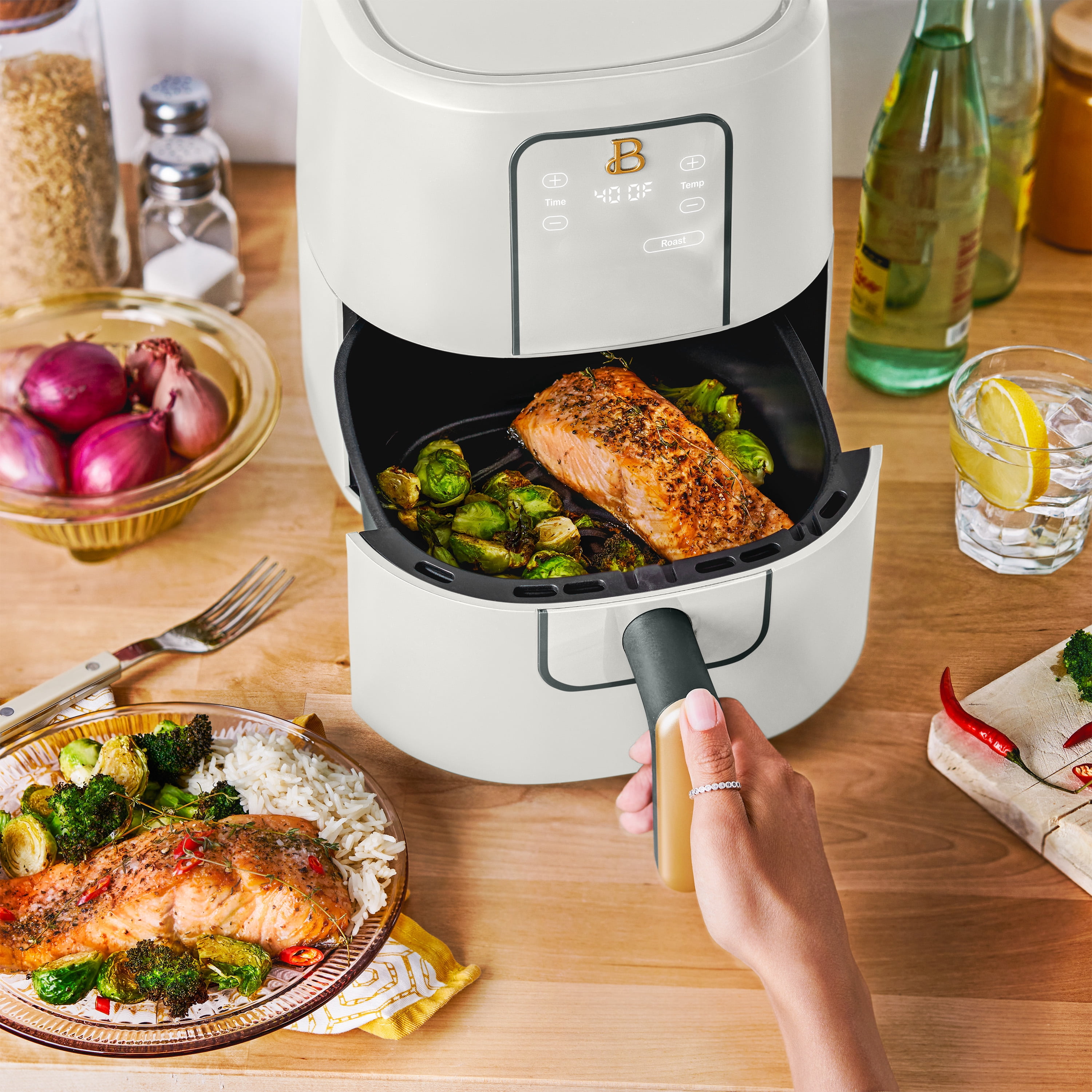 Beautiful 3 Qt Air Fryer with TurboCrisp Technology, EverGood Ceramic Nonstick Coating, White Icing by Drew Barrymore