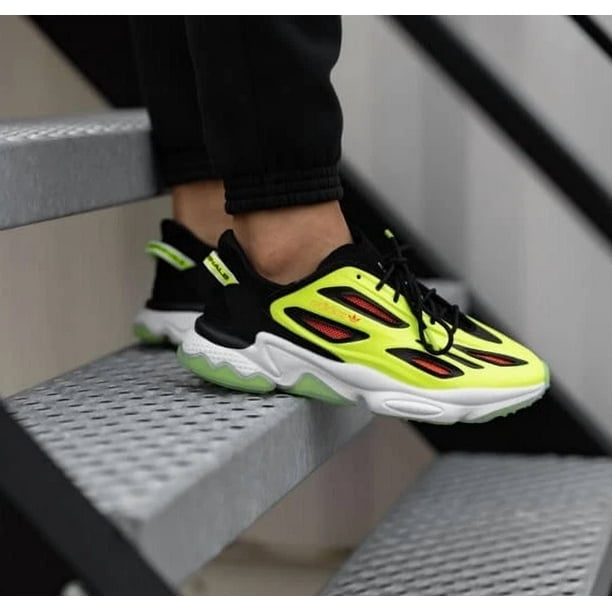 Adi - das Ozweego Celox Men Size 9 Black Solar Yellow Solar Red Shoes H68622 S002