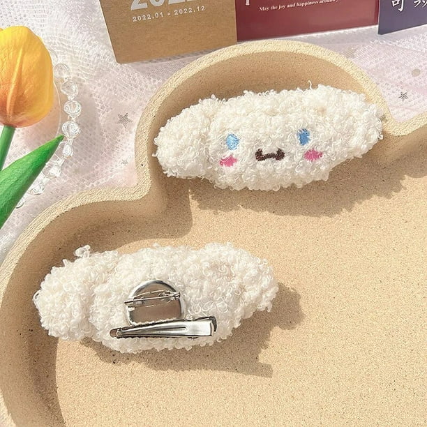 Broche de muñeca Sanrio Melody Kuromi Cinnamoroll Pochacco, bolsa de dibujos animados, calcetines, accesorios para la cabeza, colgante, regalo de colección de peluche, 1 ud.