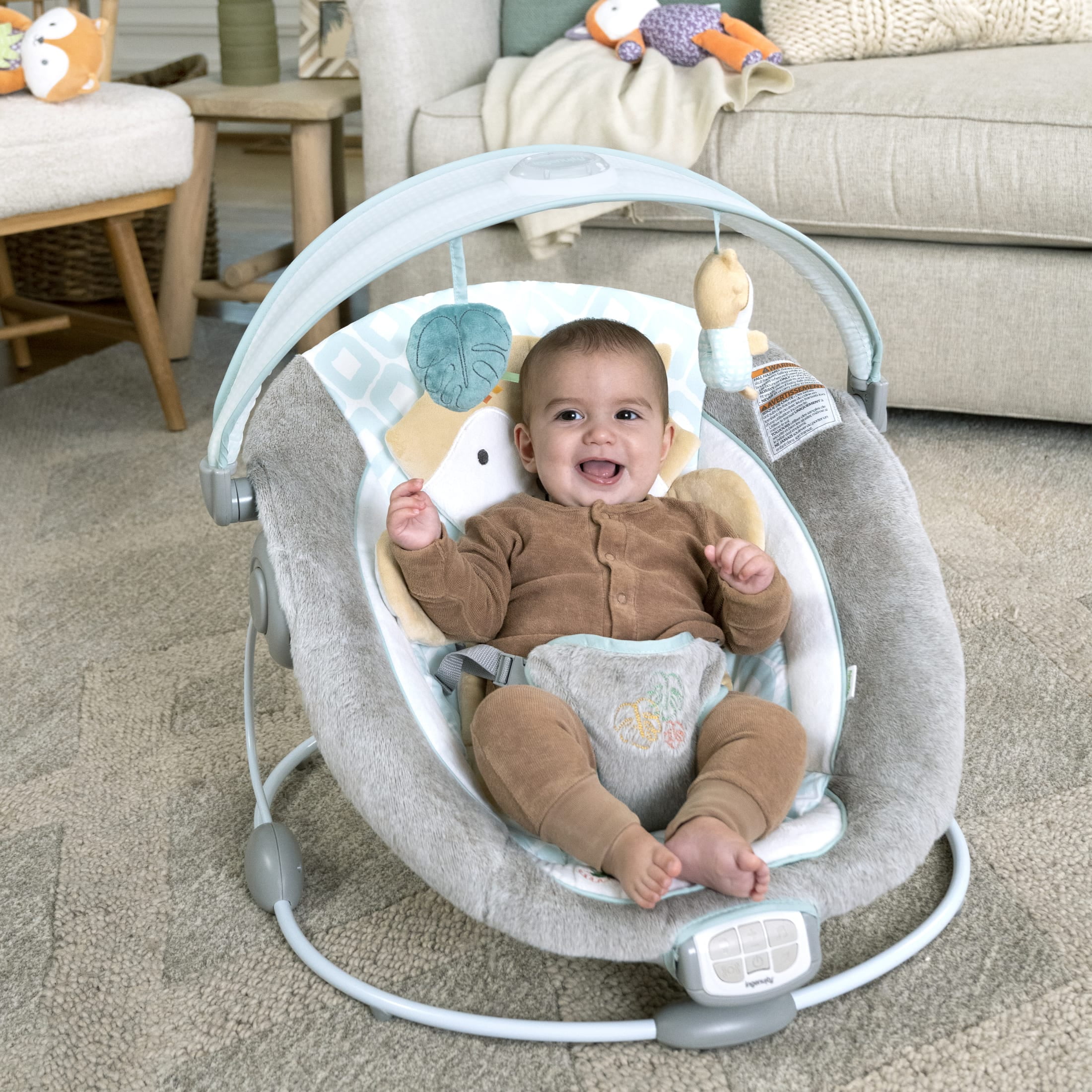 Ingenuity InLighten Baby Bouncer Seat with Light Up Toy Bar & Tummy Time Pillow, Unisex - Kitt