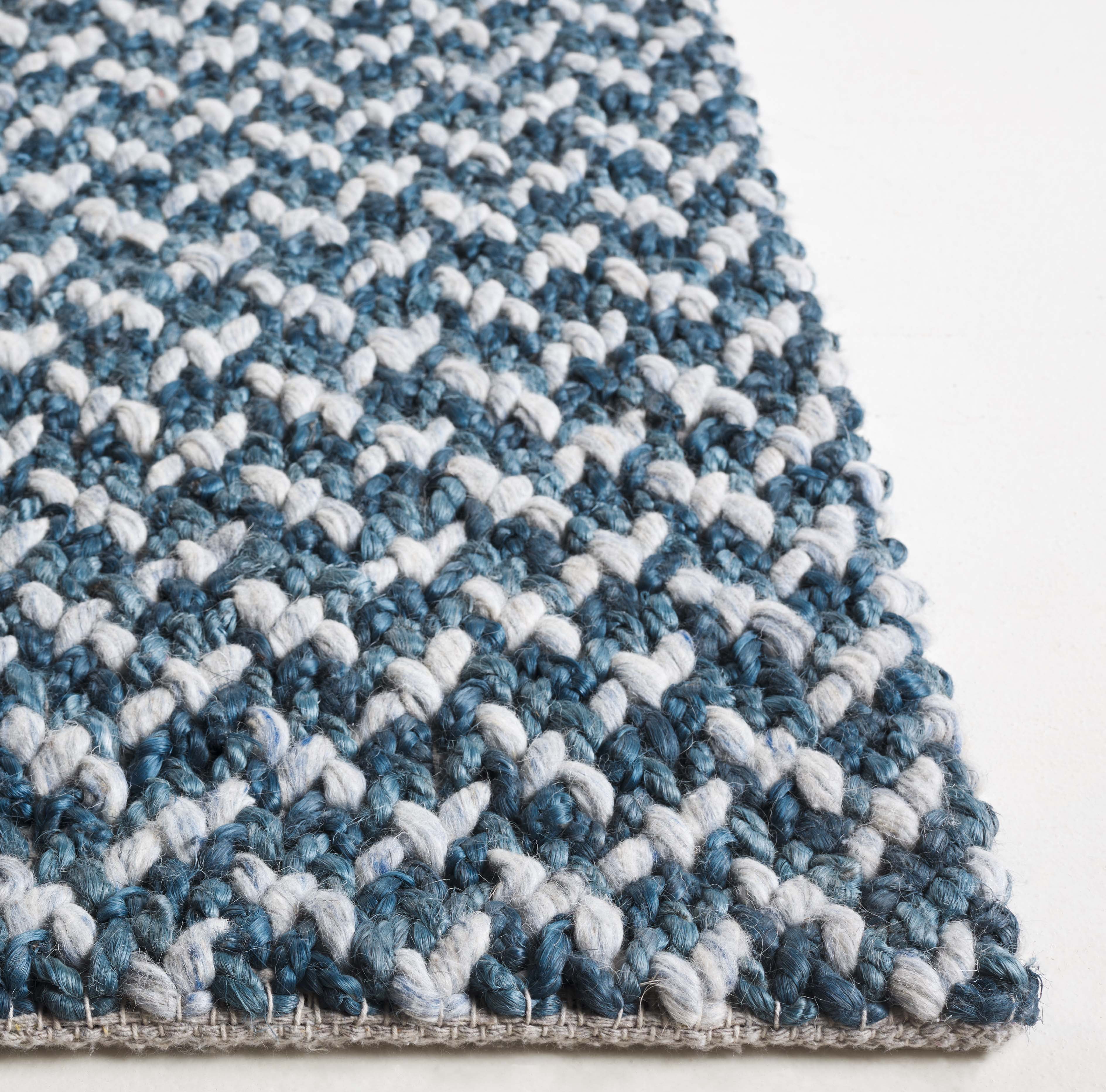 SAFAVIEH Natural Fiber Couture Saleem Geometric Area Rug, Blue/Light Grey, 3' x 5'