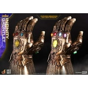 Marvel Avengers Infinity War Infinity Gauntlet Light-Up Replica