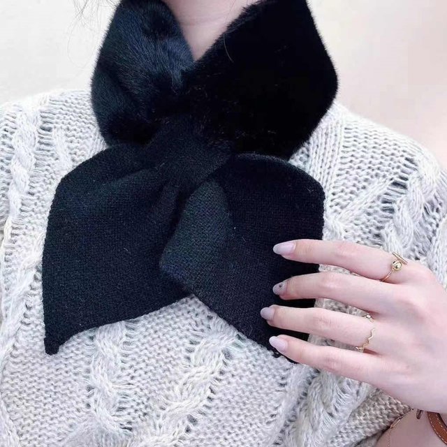 Heliisoer Adorable Femme Mode Hiver Foulard en Fausse Fourrure Chaude Bavette