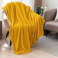 thumbnail image 4 of Manta polar DISSA de 130 x 160 cm, suave, de felpa, color amarillo, 4 of 6
